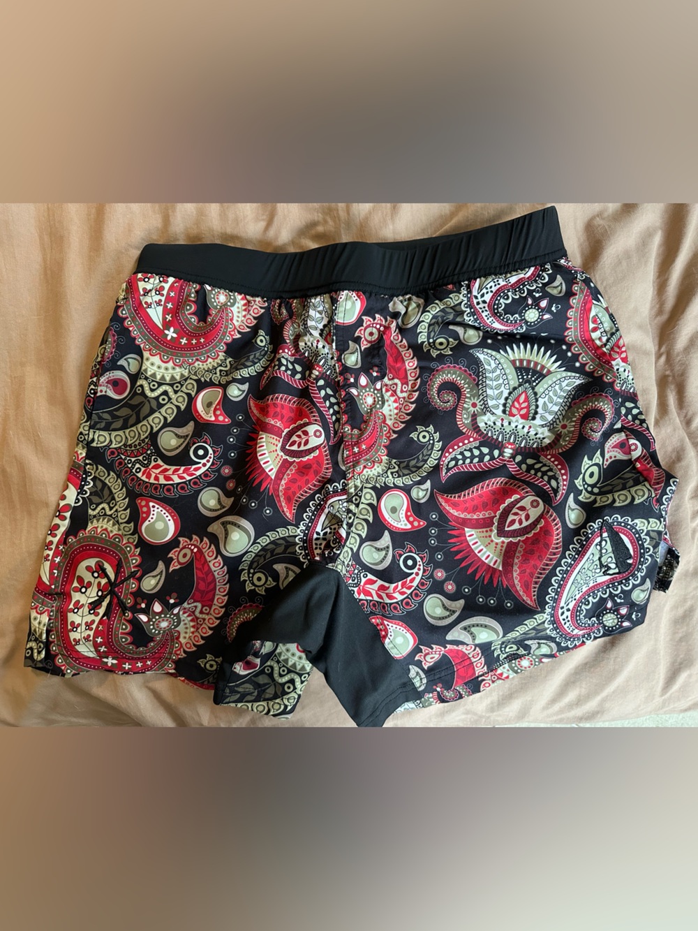 Mans Tachuntfish Athletic Shorts - Paisley